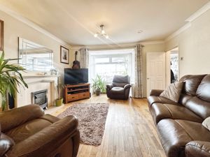 Lounge- click for photo gallery